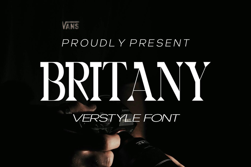 Пример шрифта Britany #1